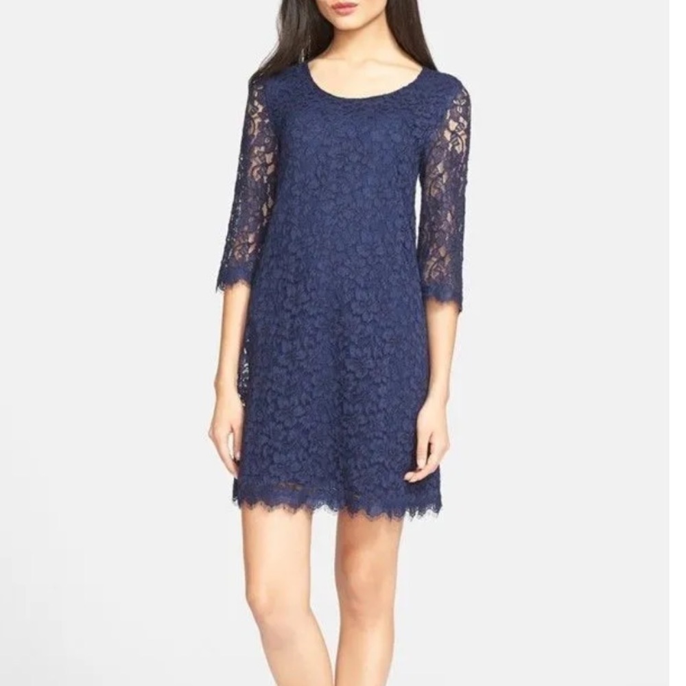 Diane von Furstenberg | DVF Martina Lace Shift Dress
